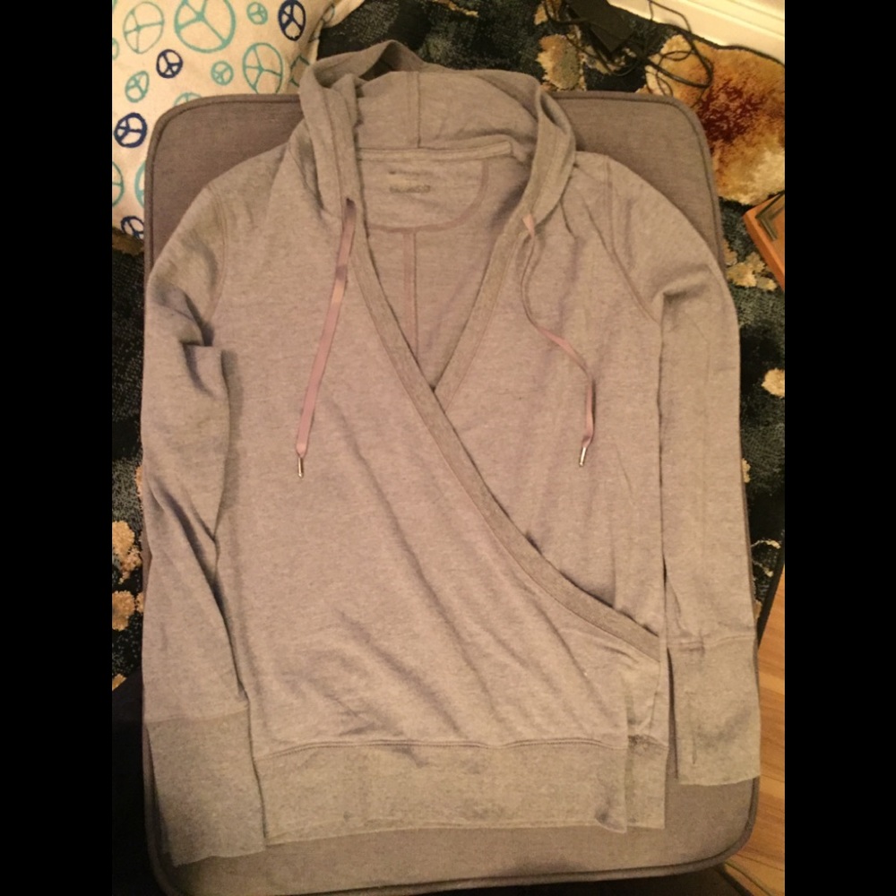 Hooded sweater